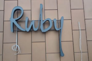 Frankfurt-Hotel Ruby i hotel Cliford Chance. Kompletno uvodjenje elektroinstalacije.